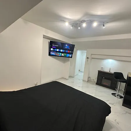 Imperial Suite Colosseum-3